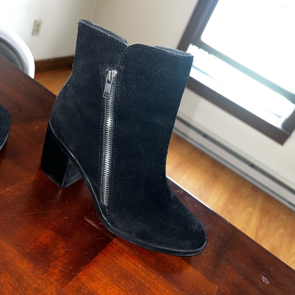 Black heeled boots. Size 8 women’s